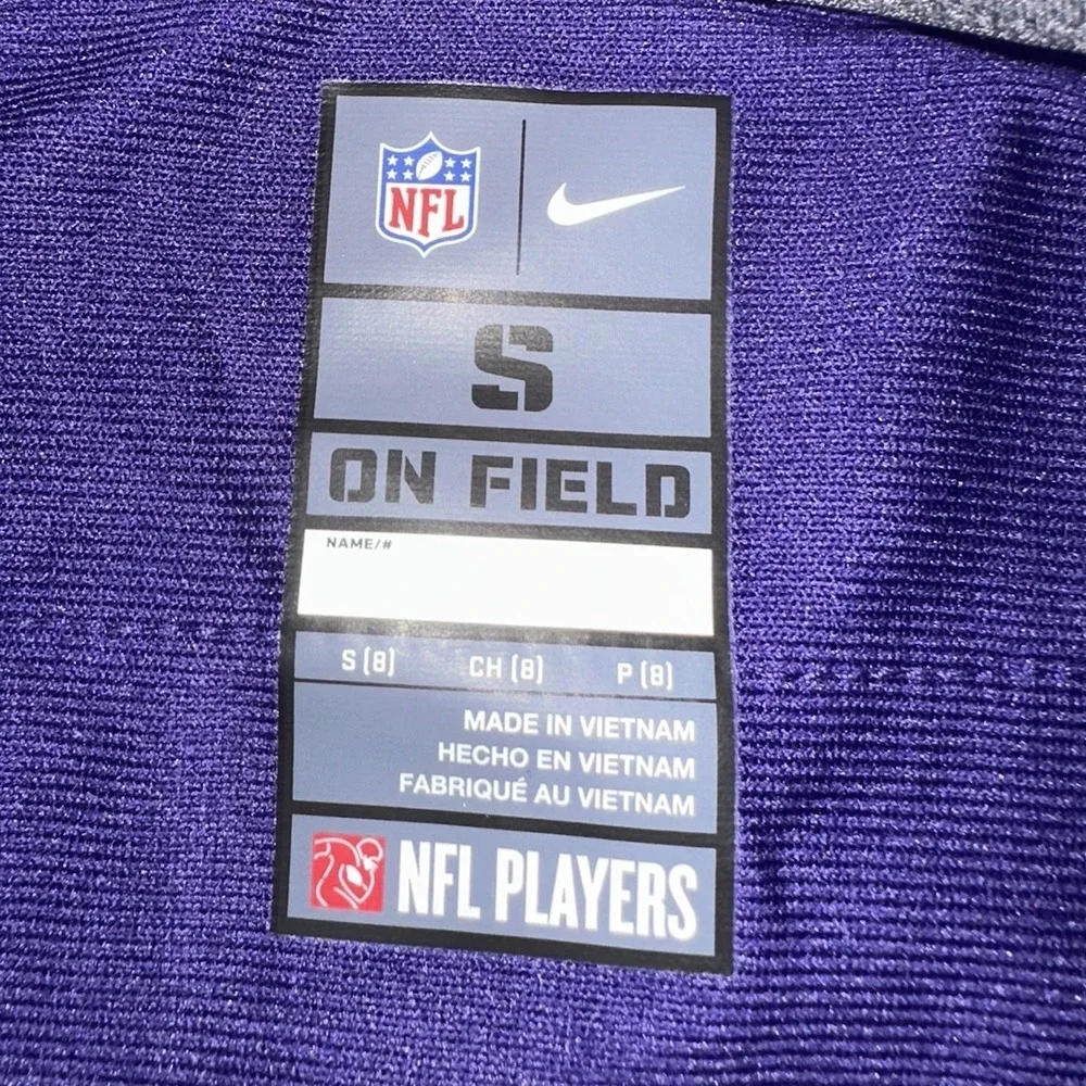 Nike NFL On Field Purple Jersey Baltimore Ravens #8 Lamar Jackson Youth Small‎ 8